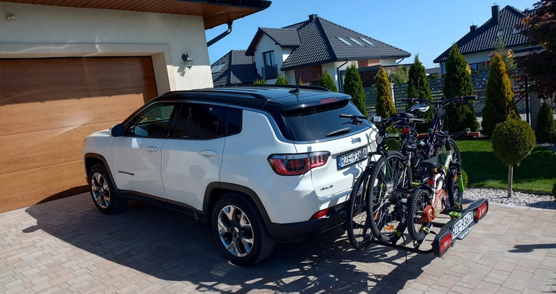Jeep Compass cena 92000 przebieg: 90000, rok produkcji 2019 z Czerwionka-Leszczyny małe 46